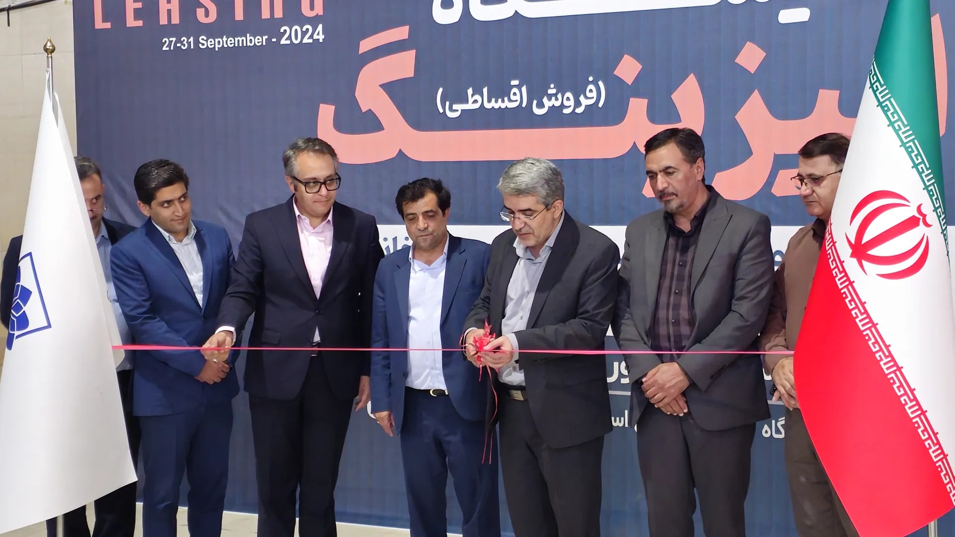 حضور خانه خودرو شمال در نمایشگاه لیزینگ استان زنجان